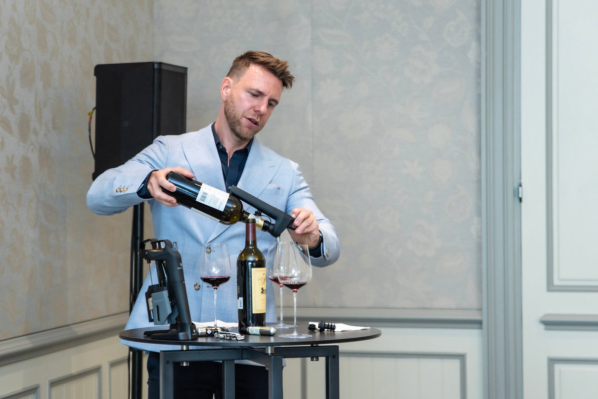 Gary Olasz demonstrating how to use Coravin