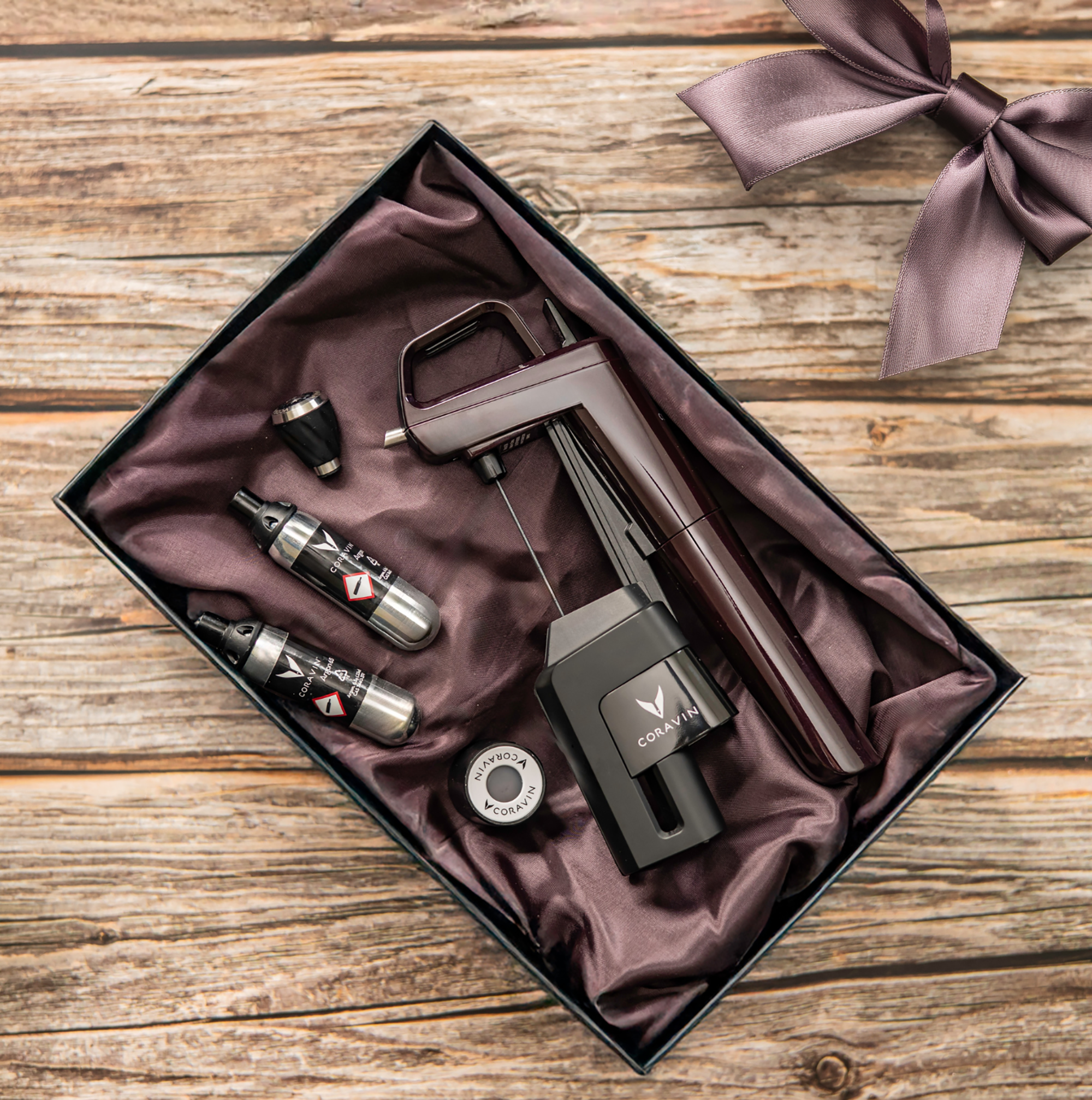 coravin timeless six in hermitage red in gift box packaging